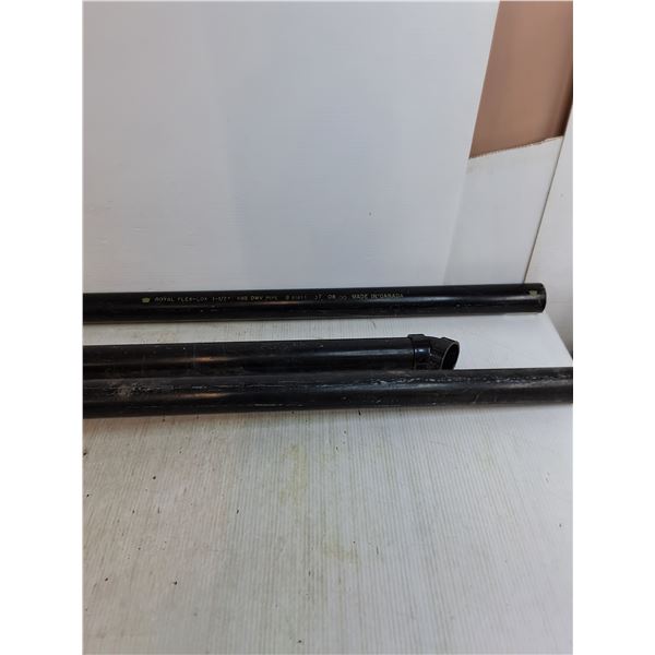 (3) Pipes of Varying Length and (1)  Long Tree Pruner Untested As-Is
