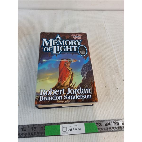A Memory Of Light By Robert Jordan & Brandon Sanderson ( as is)