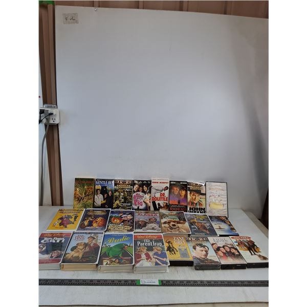 (23) VHS Tapes- That Darn Cat, Paulie, Madeline, Lady & The Tramp, Shiloh, Misc