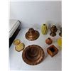 Image 3 : Mirrored Tray, Candle, Mini Oil Lamps, Misc.
