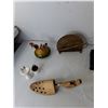Image 3 : Carving Set, Letter Opener & Holder, Shoe Stretcher, Misc.