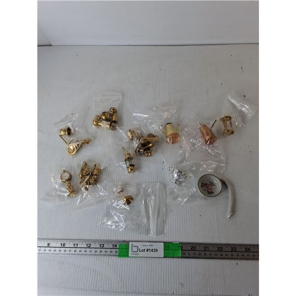 Miniature Brass & Copper Figurines- Lantern, Canon, Clocks, Misc.