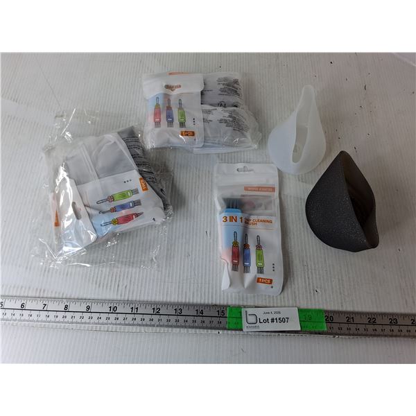 (6) Silicone Cup Bottoms & (3) Gap Cleaning Brushes