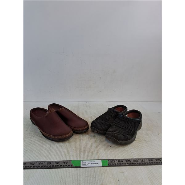 Burgendy Berries By Aetrex Size 8, Black Mesh Shoes 10.5" ( as is)