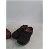 Image 3 : Burgendy Berries By Aetrex Size 8, Black Mesh Shoes 10.5" ( as is)