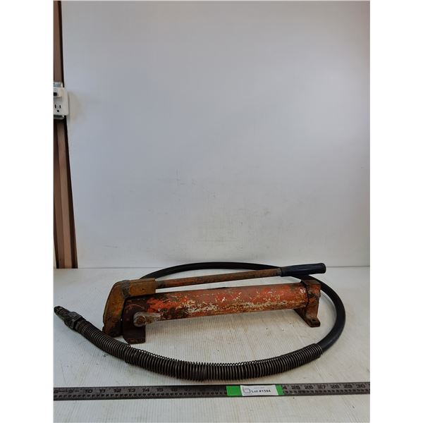 21" Hydraulic Hand Pump ( cannot ship, as is)