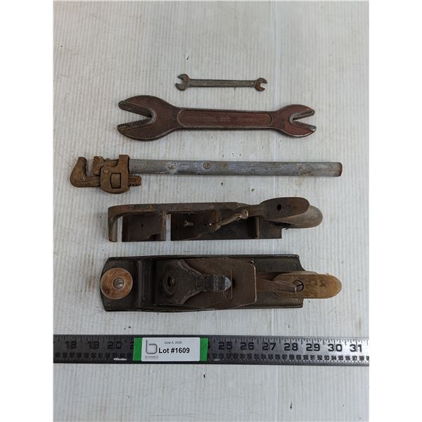 (5) Carpenter Tools, 9.2''x2.5''x4.5'' Stanley Wood Planes, Wrenches of Various Sizes