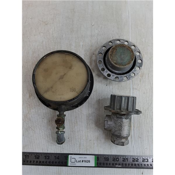 Vacuum Gauge 10''x7'', AV valve 4''x5'',Turn Signal Beeper 6''