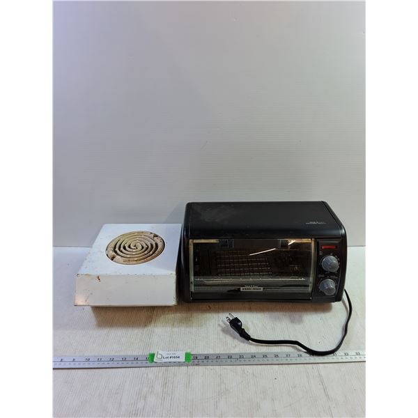 Black& Decker Toast R Oven 15"x9"x8.5", Vintage Electrical Hotplate 10.5"x9"x5"- Both Power On