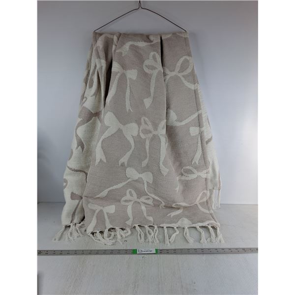 Reversible Adult Throw , As Is