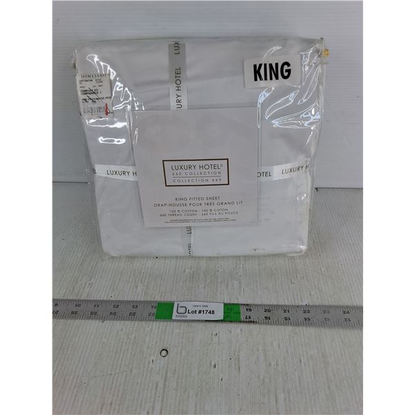 King Size Fitted Sheet - As Is