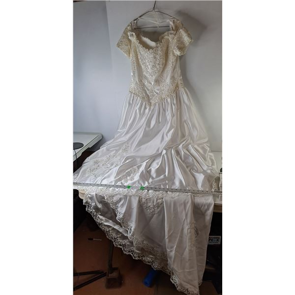 *Sequined Wedding Dress with Train, Approx. Size 12-14