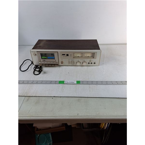 Hitachi Cassette Player, Powers On, Cannot Ship
