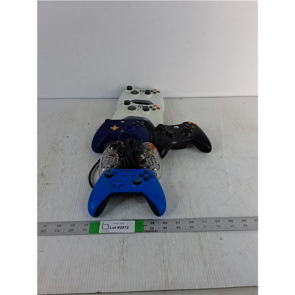 (6) XBOX Controllers - As Is
