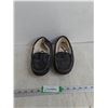 Image 1 : Dream Pair Slippers- Womens Size 8