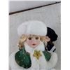 Image 4 : (2) Dolls on Stands As-is