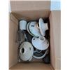 Image 5 : Lightbulb Fixtures, Ceramic and Plastic