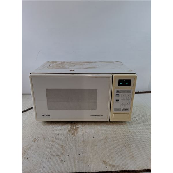 Hot Point Microwave Untested But Turns On, Cannot Ship