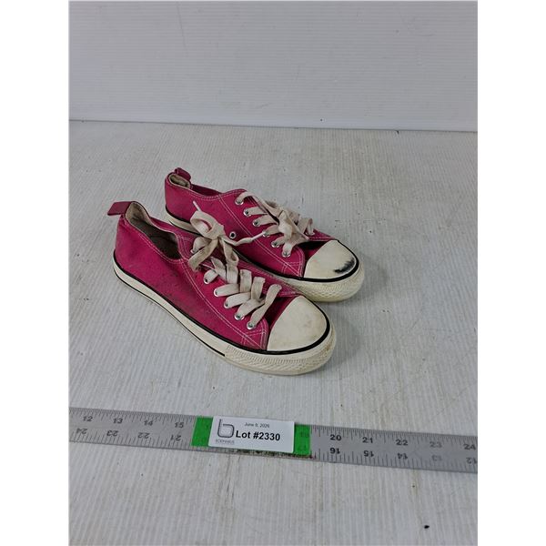 Adult Pink Runners- Size 8