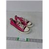 Image 1 : Adult Pink Runners- Size 8