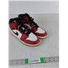 Image 1 : Youth Nike Runner, Size - 5.5