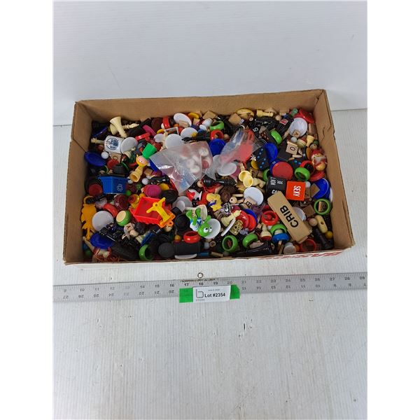 Misc. Game Pieces - Chess, Poker, Dominos