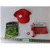 Image 1 : TMNT Crust Cutter & Canada Themed Hat, Pom-Pom Sticks, Misc.