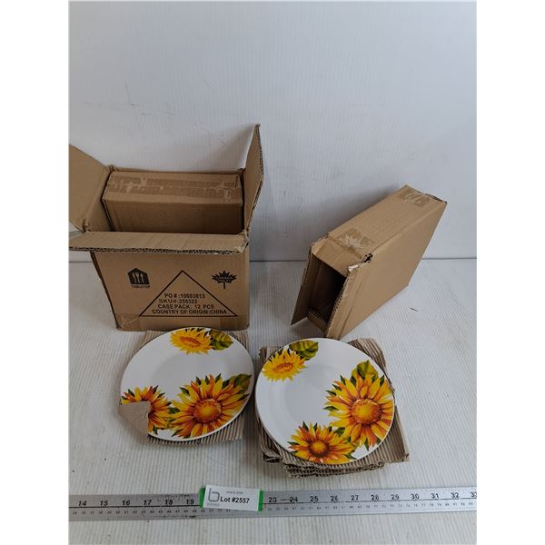 (12) Dessert Plates Sunflower Themed 7.5"