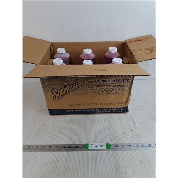 (6) 1.89L Of Sqwincher Fruit Punch Flavor Concentrate