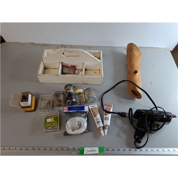 Carpenter's Caddy, Glue Gun- Appears to Power On, Decorative Wood, Misc.