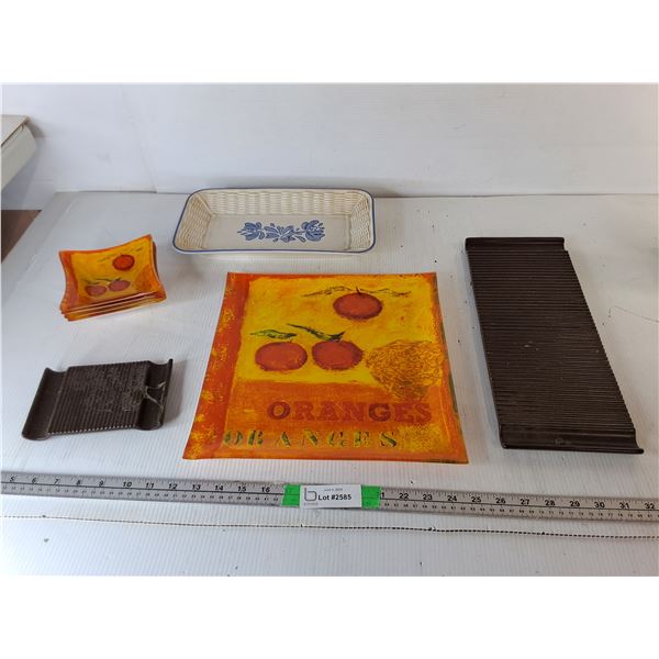 Decorative Glass & Ceramic Trays Up to 12.25", Misc.