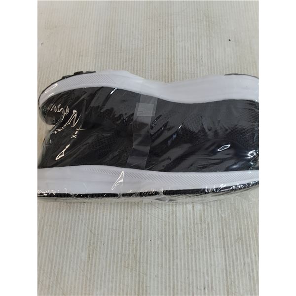Womens Tennis Shoes In Black Size 41 (8)