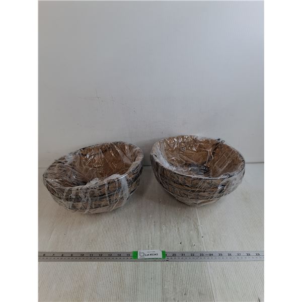 (2) Packs Of (3) Piece Outdoor Hanging Planters 12" Diameter