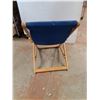 Image 3 : *Framed Cushion Chair 48" x 25" x 42", PICKUP ONLY