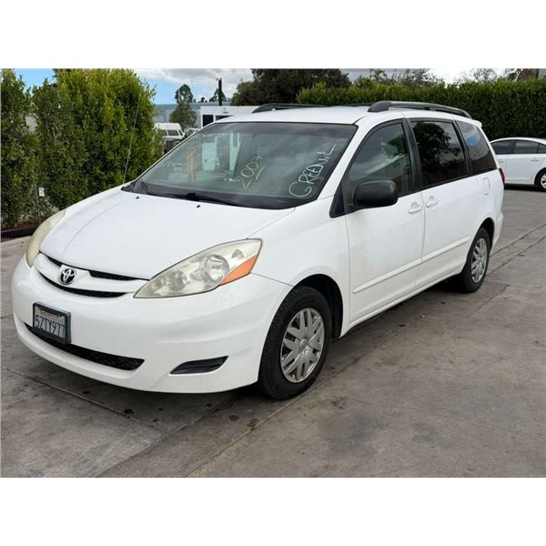 TOYT SIENNA 2007 T-DONATION