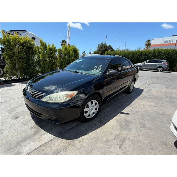 TOYT CAMRY 2004 T-DONATION