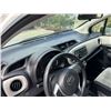 Image 5 : TOYT YARIS 2012 O/S TITLE 2 DAYS
