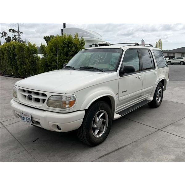 FORD  EXPLORER  2000 SALV T/DONATION