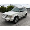 Image 1 : FORD  EXPLORER  2000 SALV T/DONATION