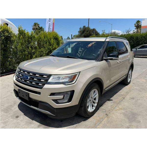 FORD  EXPLORER  2017 O/S TITLE 2 DAYS
