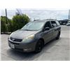 Image 1 : TOYT SIENNA 2004 APP  DUP/T-DON