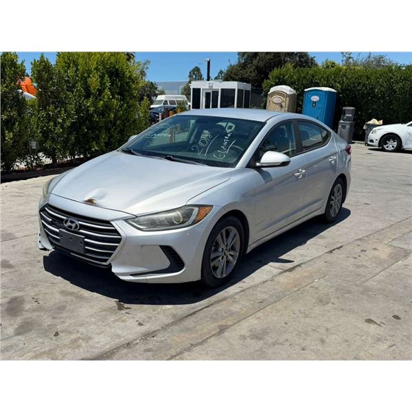 HYUN ELANTRA 2018 O/S TITLE 2 DAYS