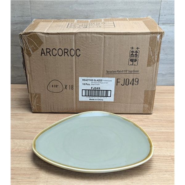 Terrastone Sage Green 8-7/8" Plates, Arcoroc FJ049 - Lot of 18 (1 Case)