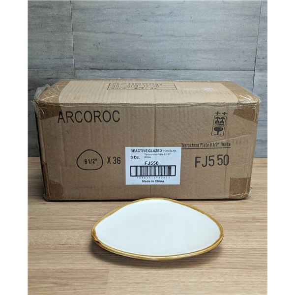 Terrastone White 6.5" Plates, Arcoroc FJ550 - Lot of 36
