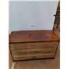 Image 6 : *Wooden Dresser No Shipping