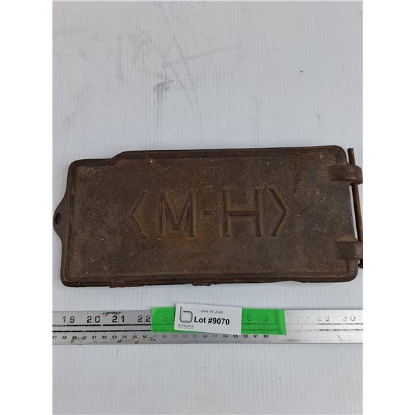 Antique Cast Iron Lid/Cover