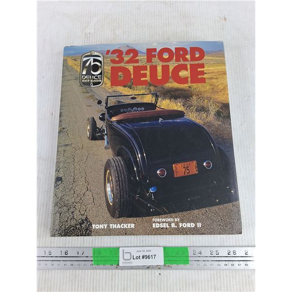'32 Ford Deuce Hot Rod Book