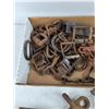 Image 2 : Assorted Vintage Hardware