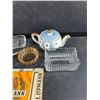 Image 4 : Gibsons Ceramic Tea Pot, Glass Corn Dish, Carl Upmann Cigar Box, Misc