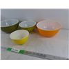 Image 3 : (4) PYREX Milk Glass Bowls